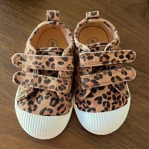 Leopards Print Velcro Sneakers